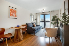 Central 1 BD + Sofa Bed in the Heart of Cheltenham!